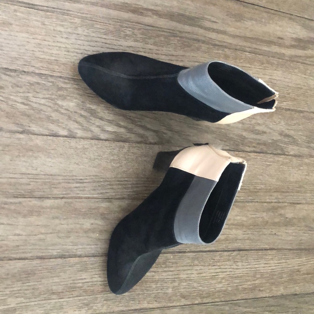 Short boots